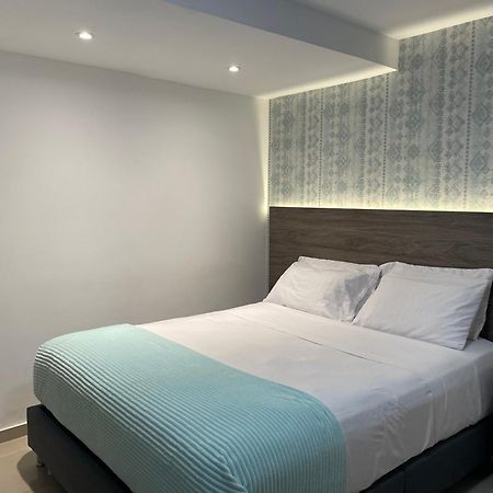 Luxury Liv Gran Limonar Apartment กาลี ภายนอก รูปภาพ